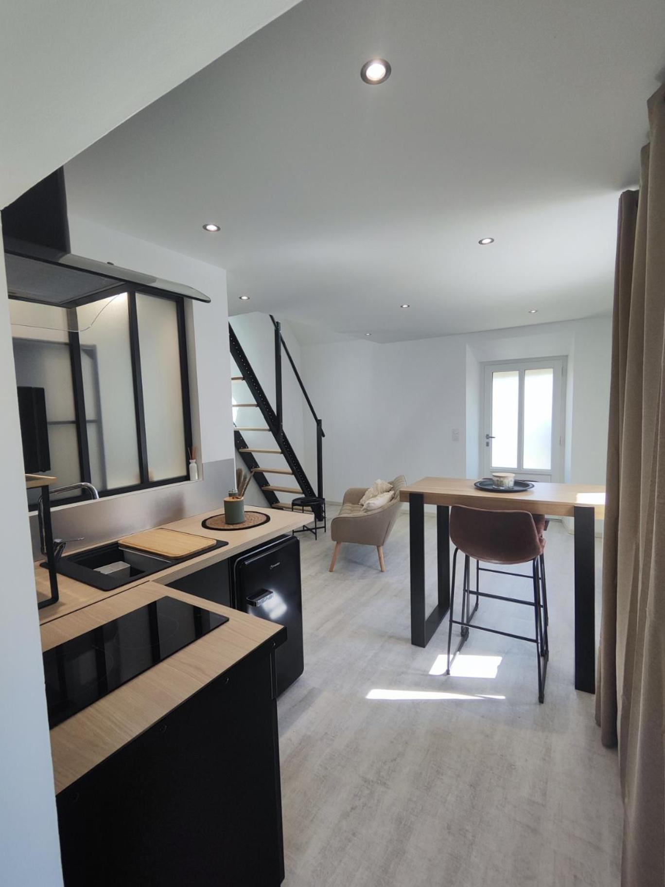 Studio Neuf Situe Au Coeur D'Un Bourg Paisible Pacé 外观 照片